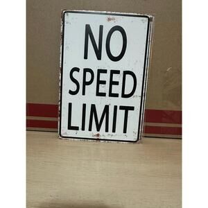 “NO SPEED LIMIT Metal Sign – Vintage Look, 12x8” Rustic Decor”